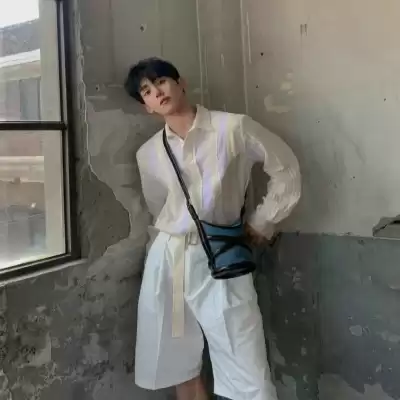 靳高妍